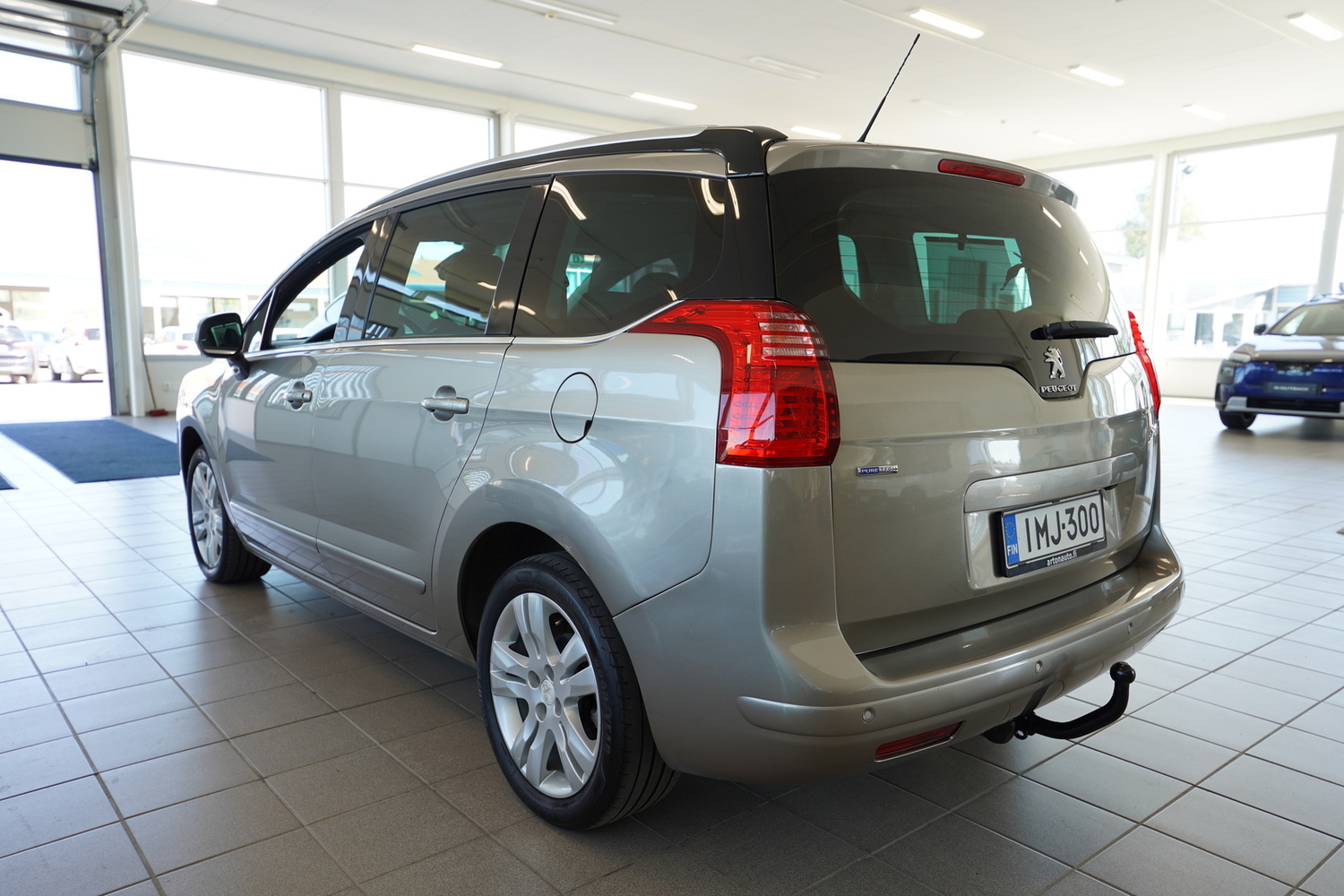 Peugeot 5008 vaihtoauto
