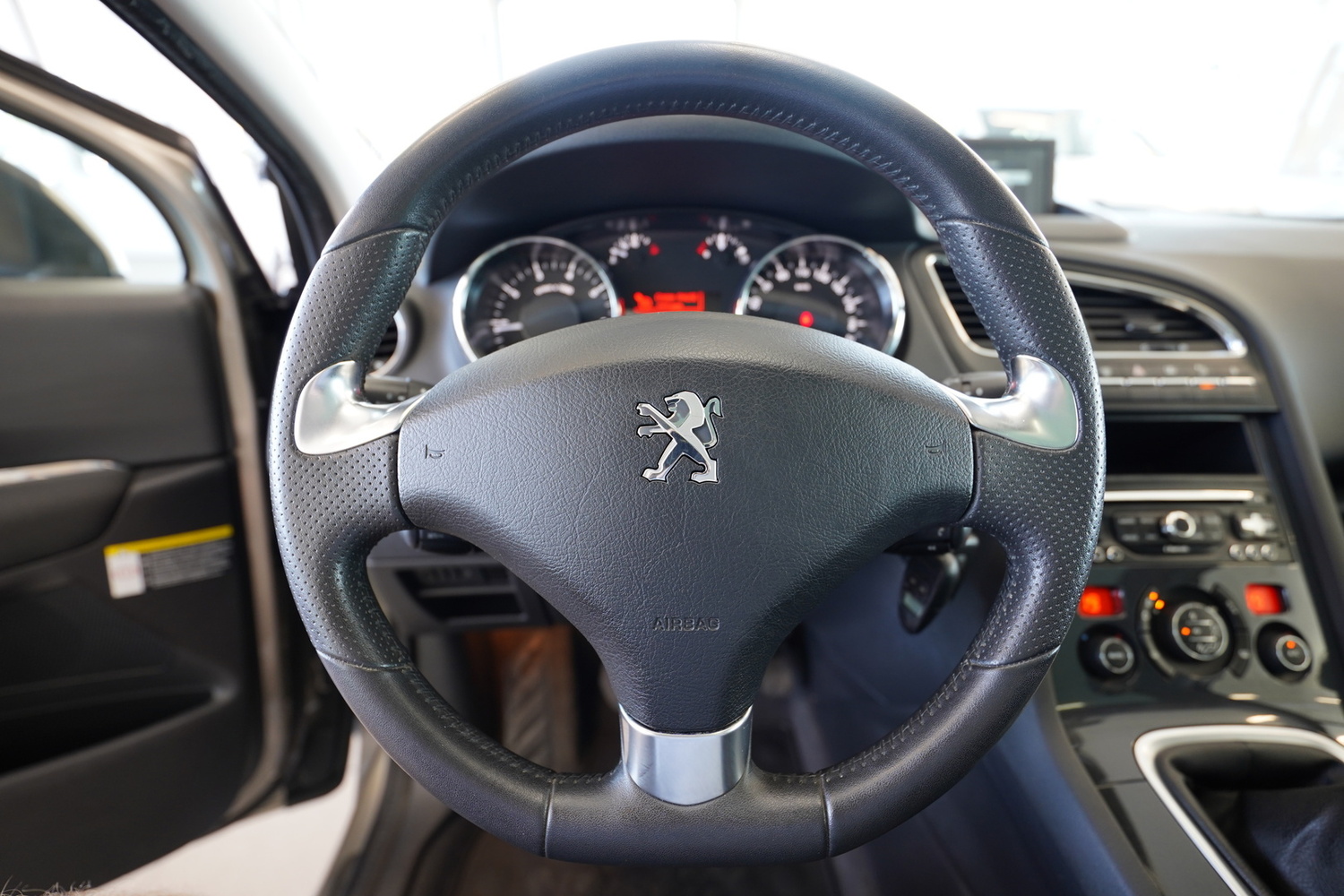 Peugeot 5008 vaihtoauto