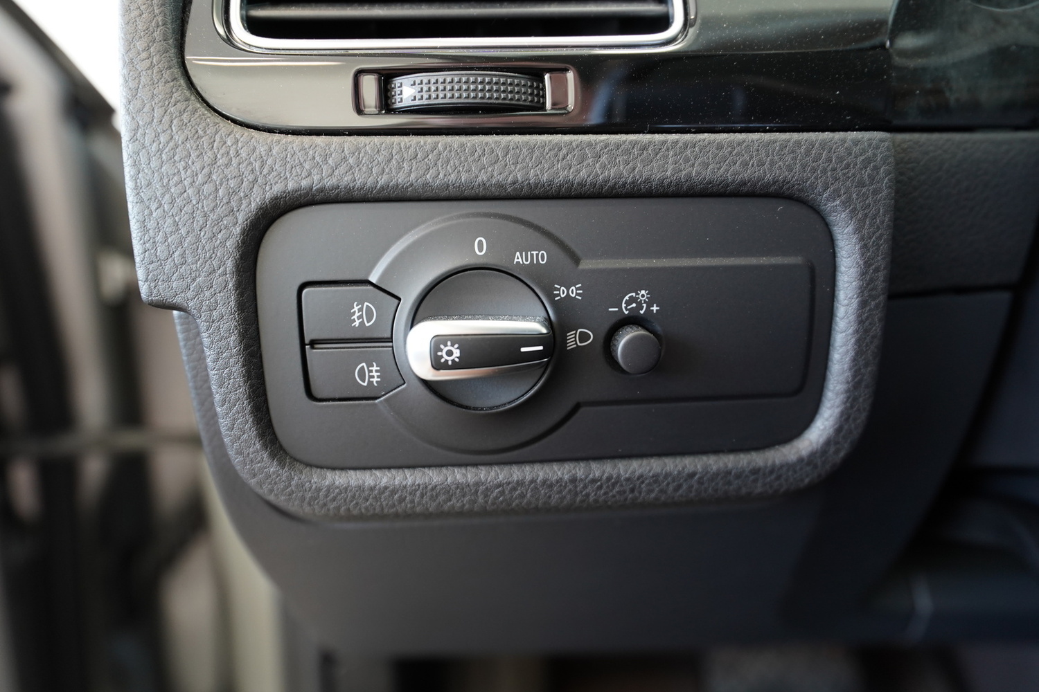 Volkswagen Touareg vaihtoauto