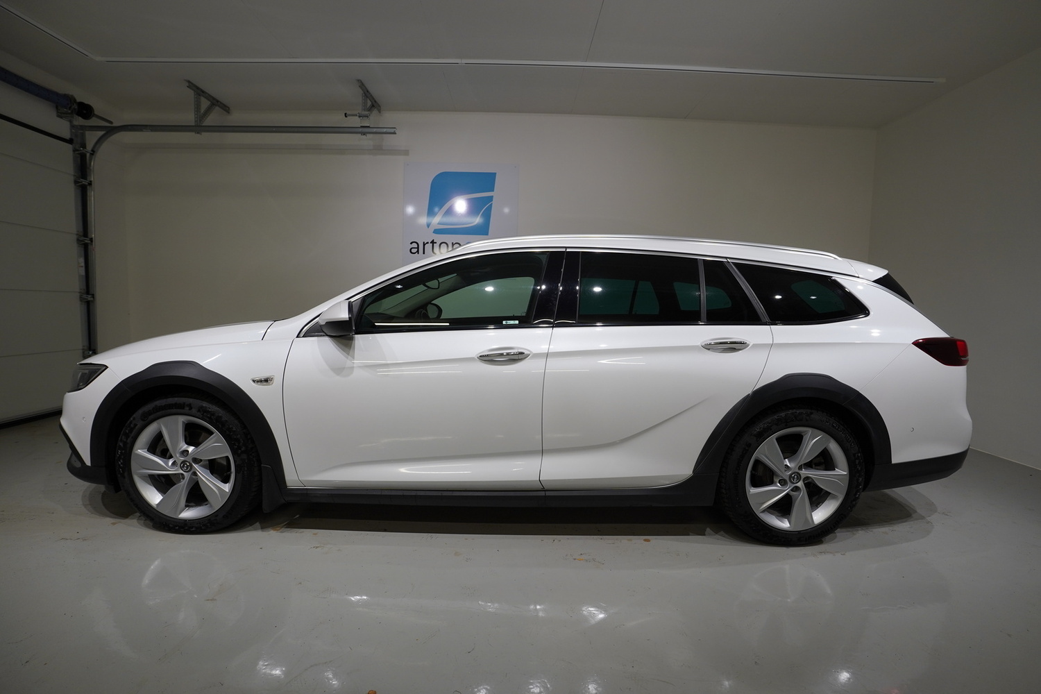 Opel Insignia vaihtoauto