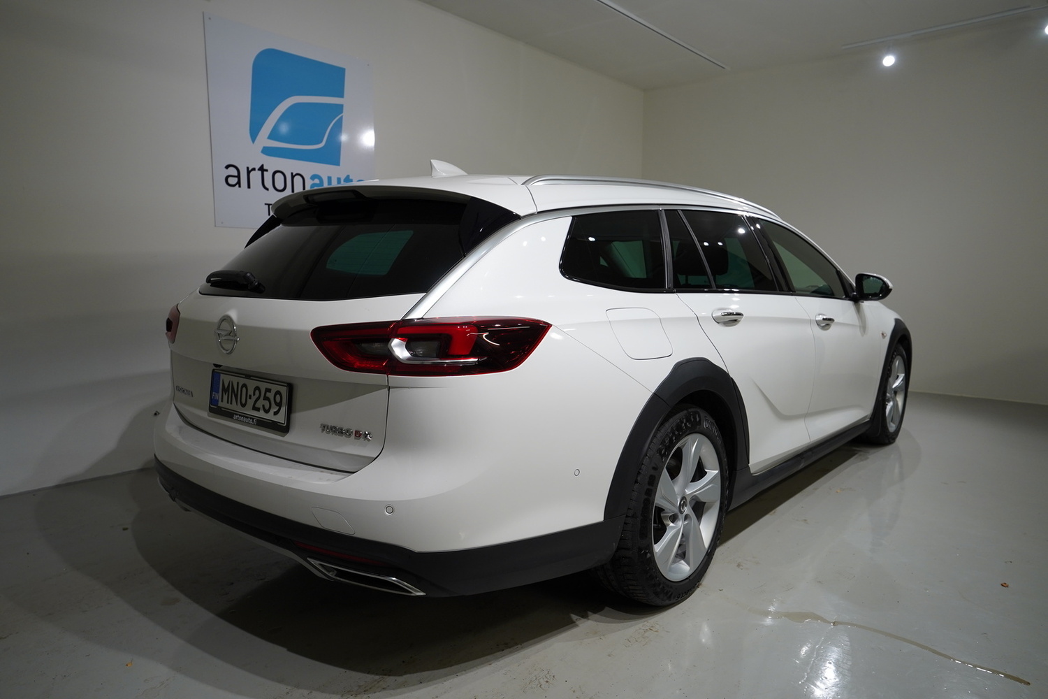 Opel Insignia vaihtoauto