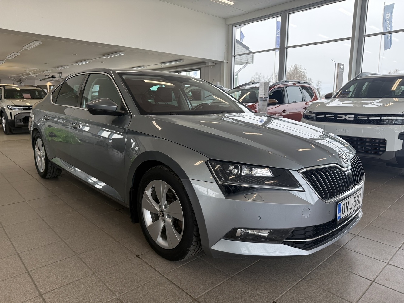 Skoda Superb vaihtoauto