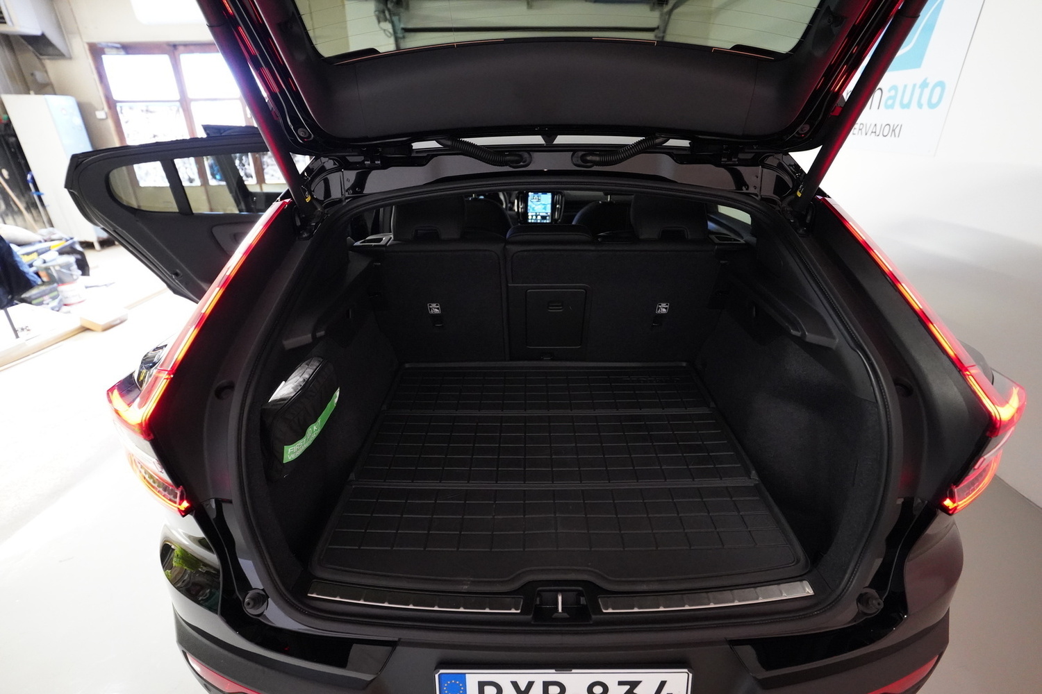 Volvo C40 vaihtoauto
