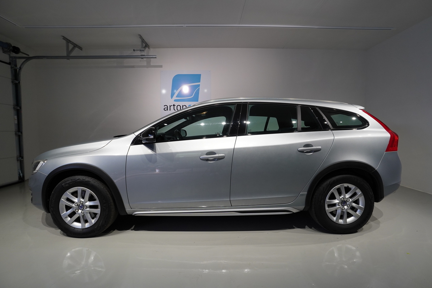 Volvo V60 Cross Country vaihtoauto