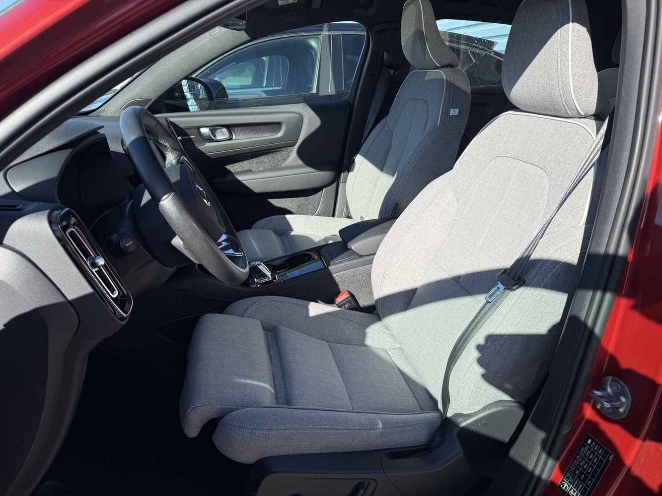 Volvo C40 vaihtoauto