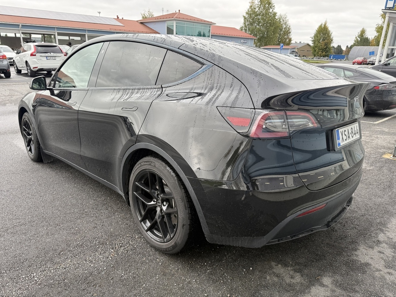 Tesla Model Y vaihtoauto