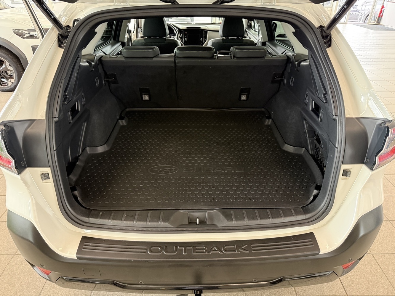 Subaru Outback vaihtoauto