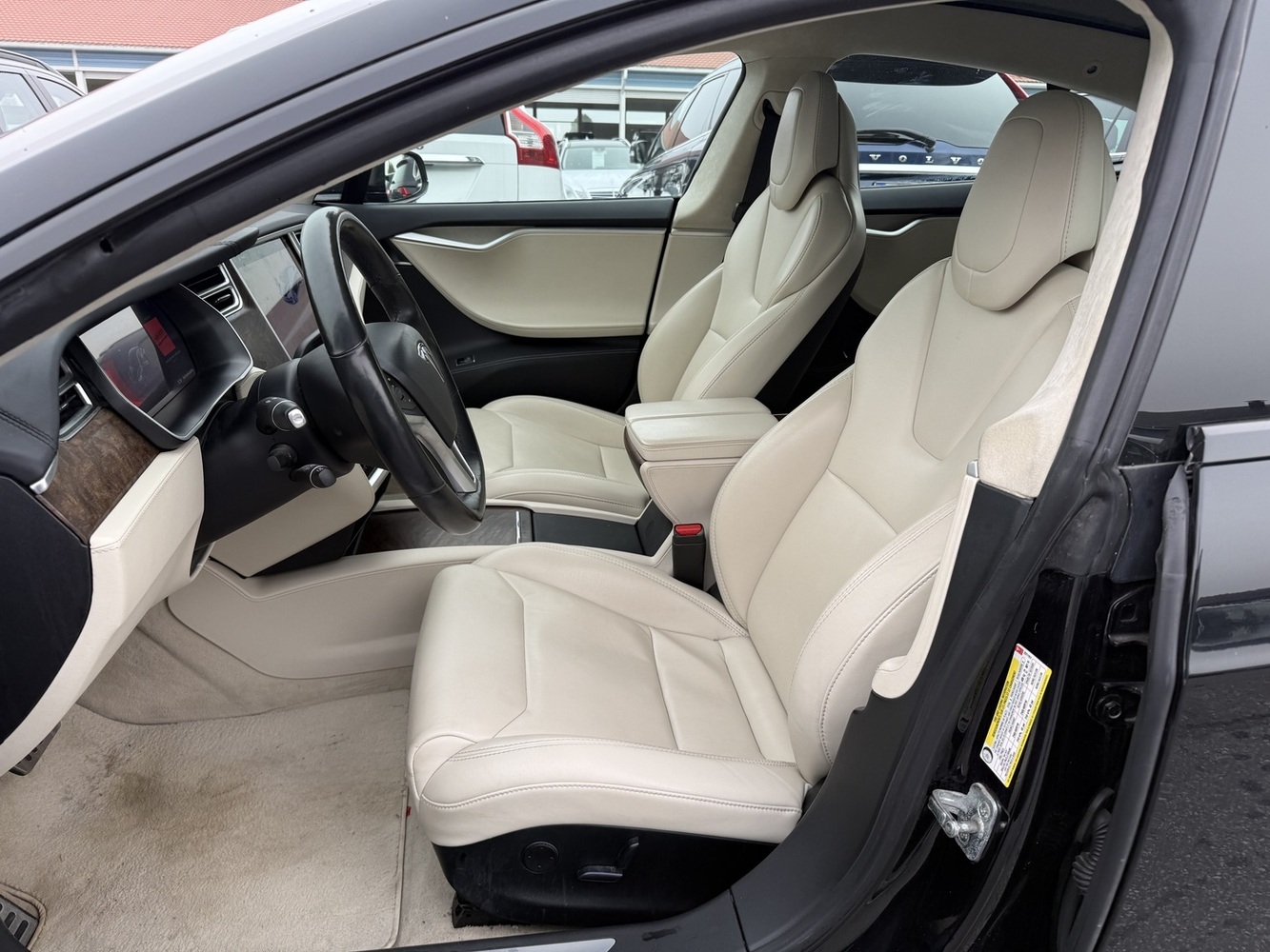 Tesla Model S vaihtoauto