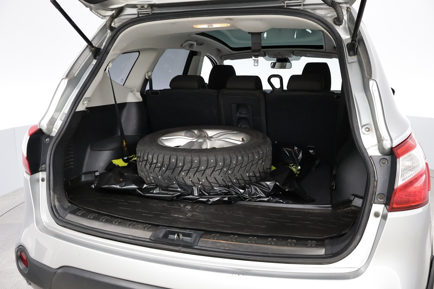 Nissan Qashqai+2 vaihtoauto
