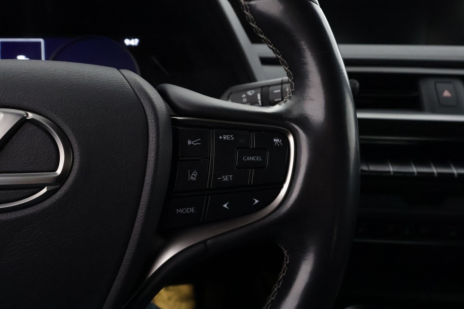 Lexus UX vaihtoauto