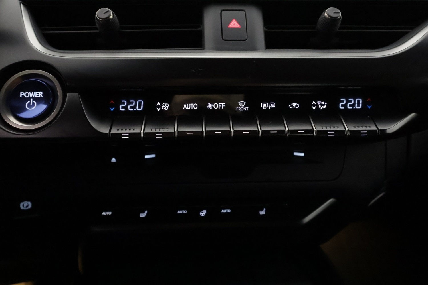 Lexus UX vaihtoauto