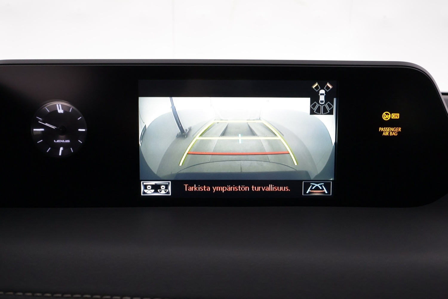 Lexus UX vaihtoauto