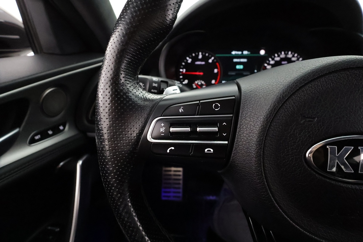 Kia Stinger vaihtoauto