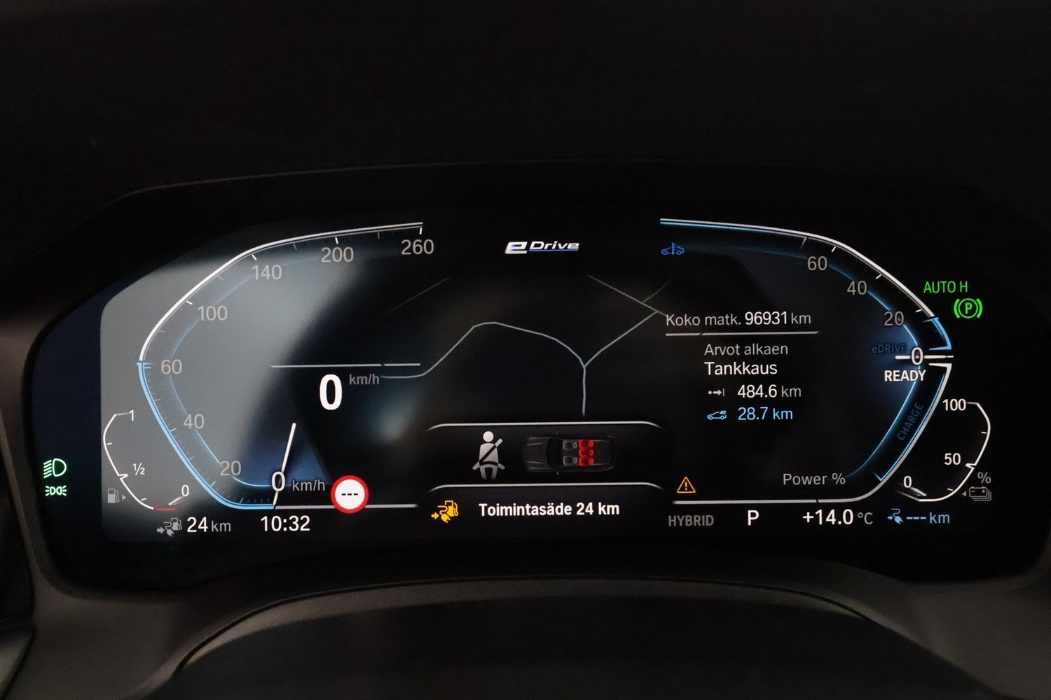 BMW 320 vaihtoauto