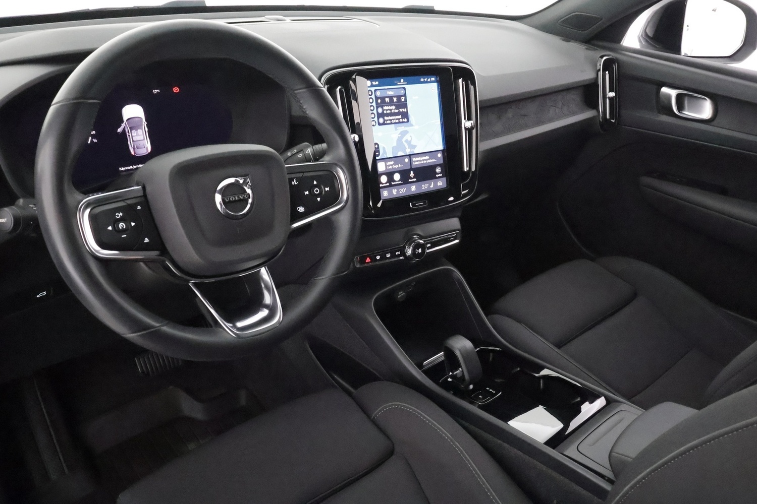 Volvo C40 vaihtoauto