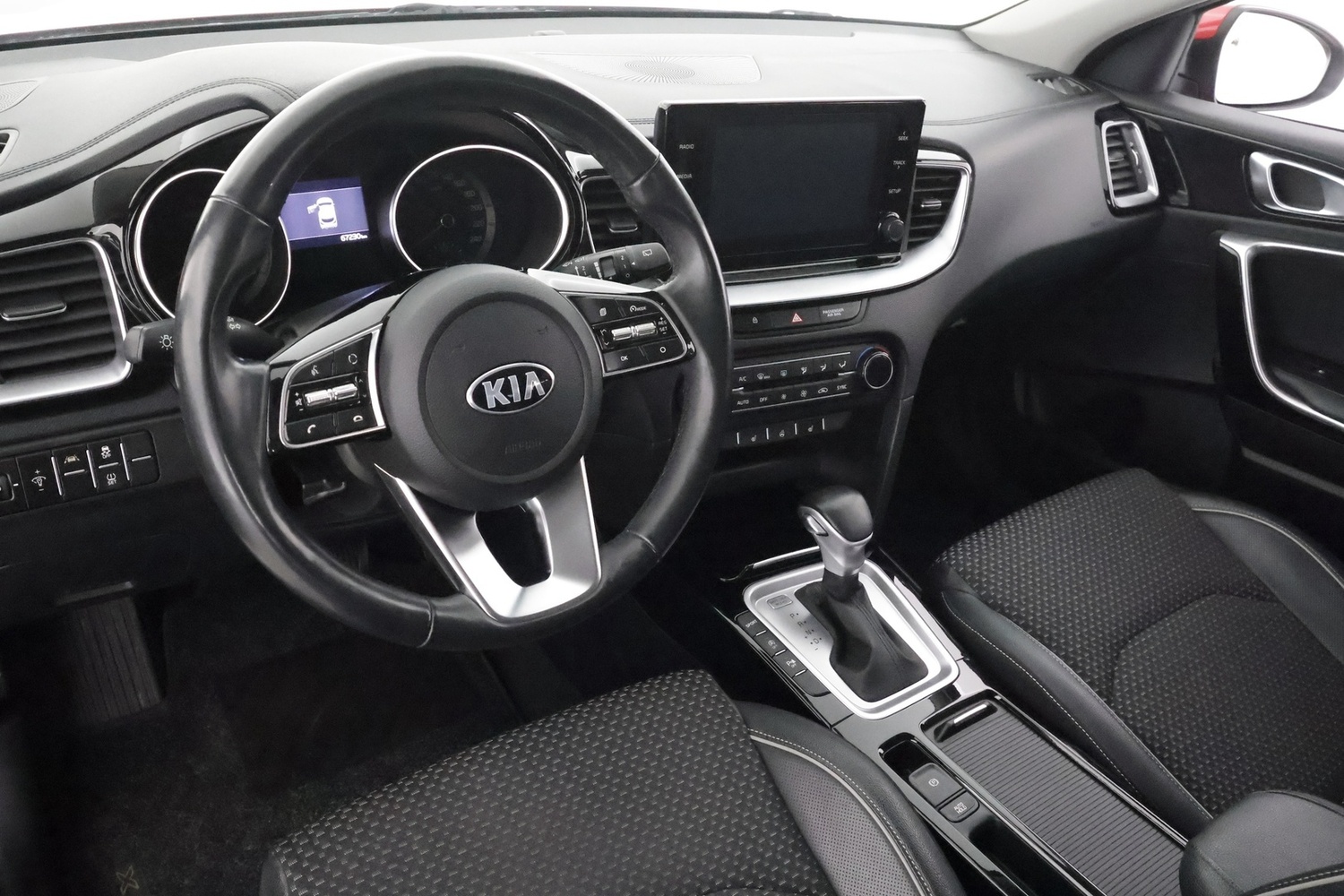 Kia XCeed vaihtoauto