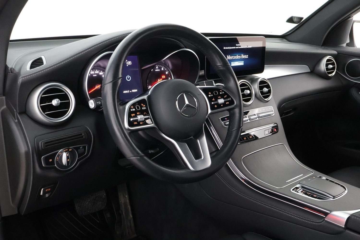 Mercedes-Benz GLC vaihtoauto