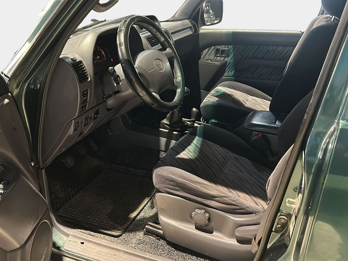 Toyota Land Cruiser vaihtoauto