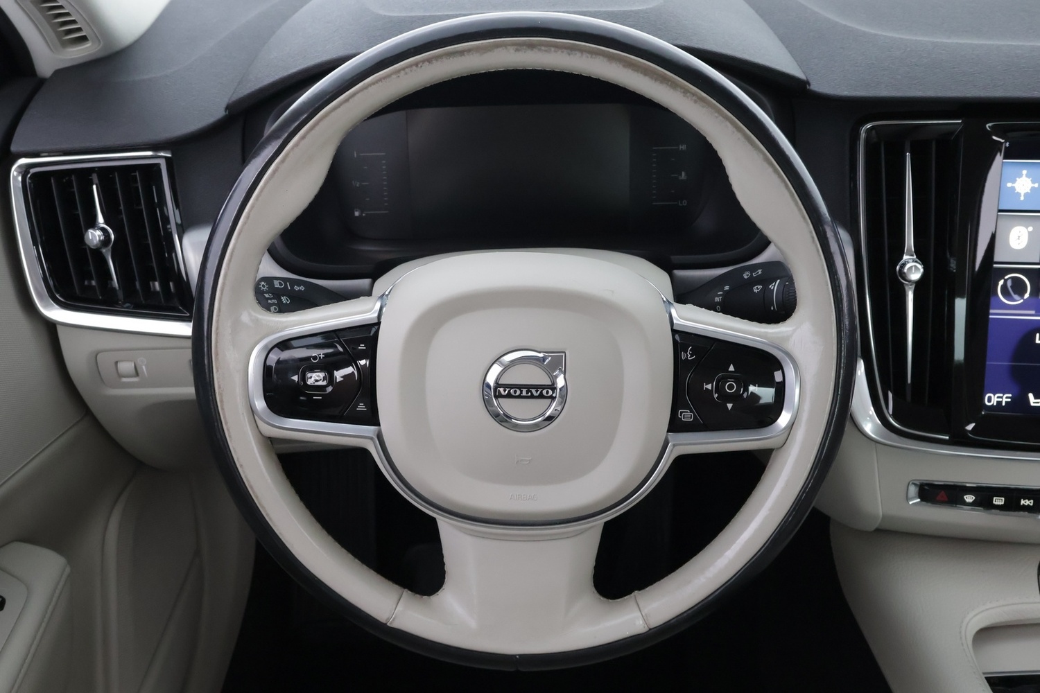 Volvo S90 vaihtoauto