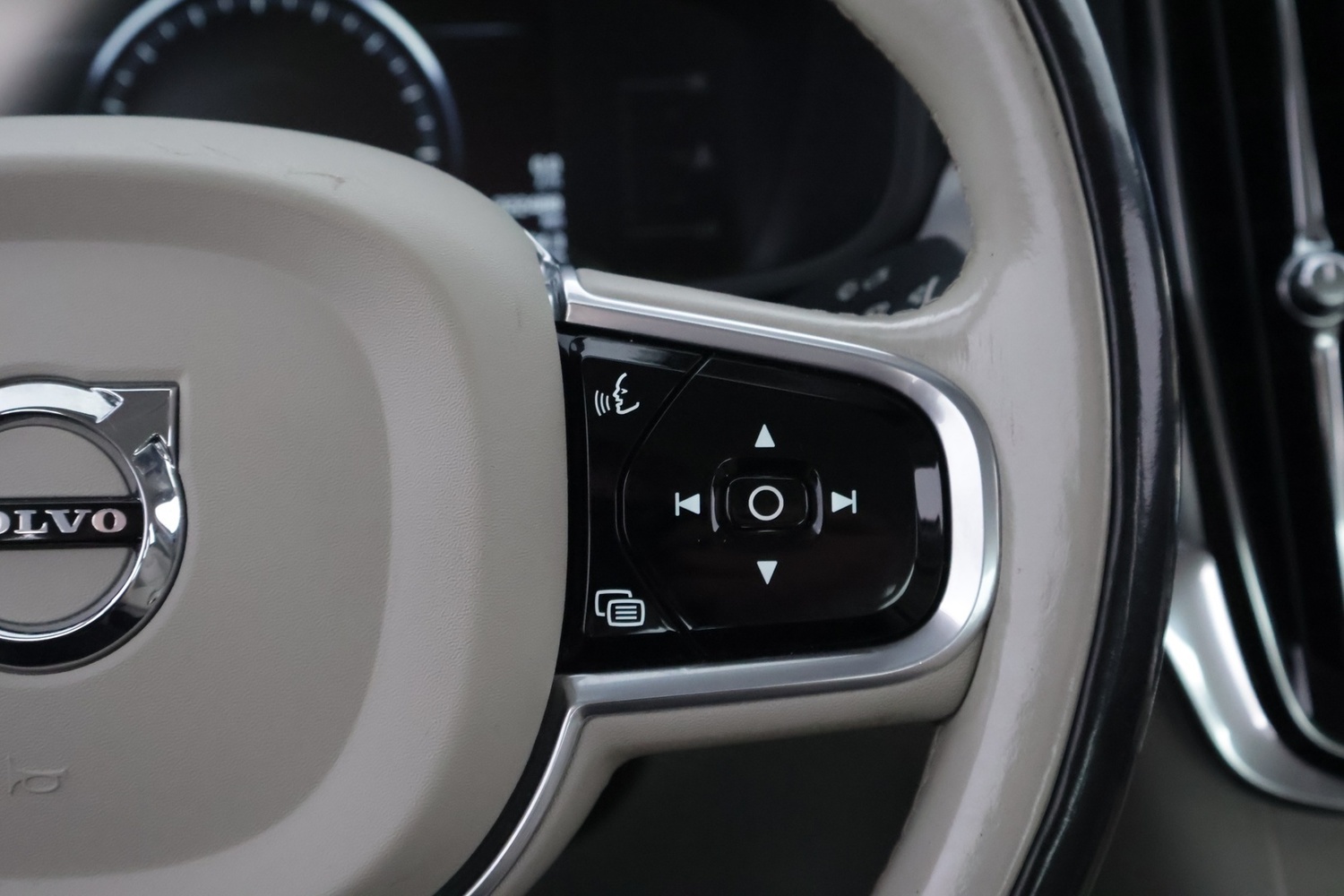 Volvo S90 vaihtoauto