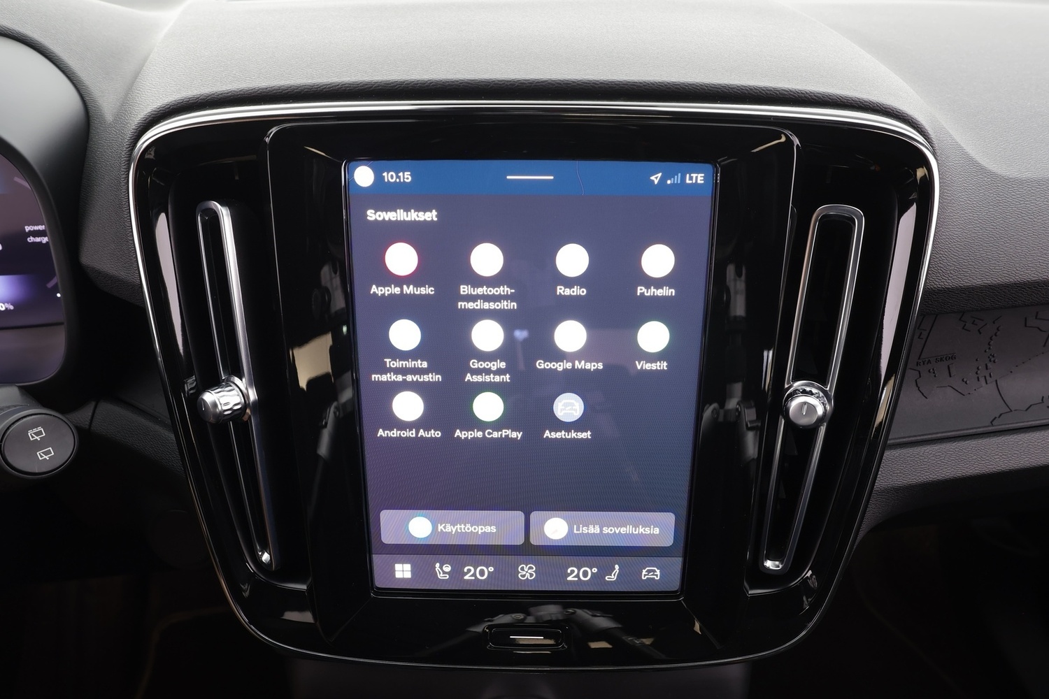 Volvo XC40 vaihtoauto