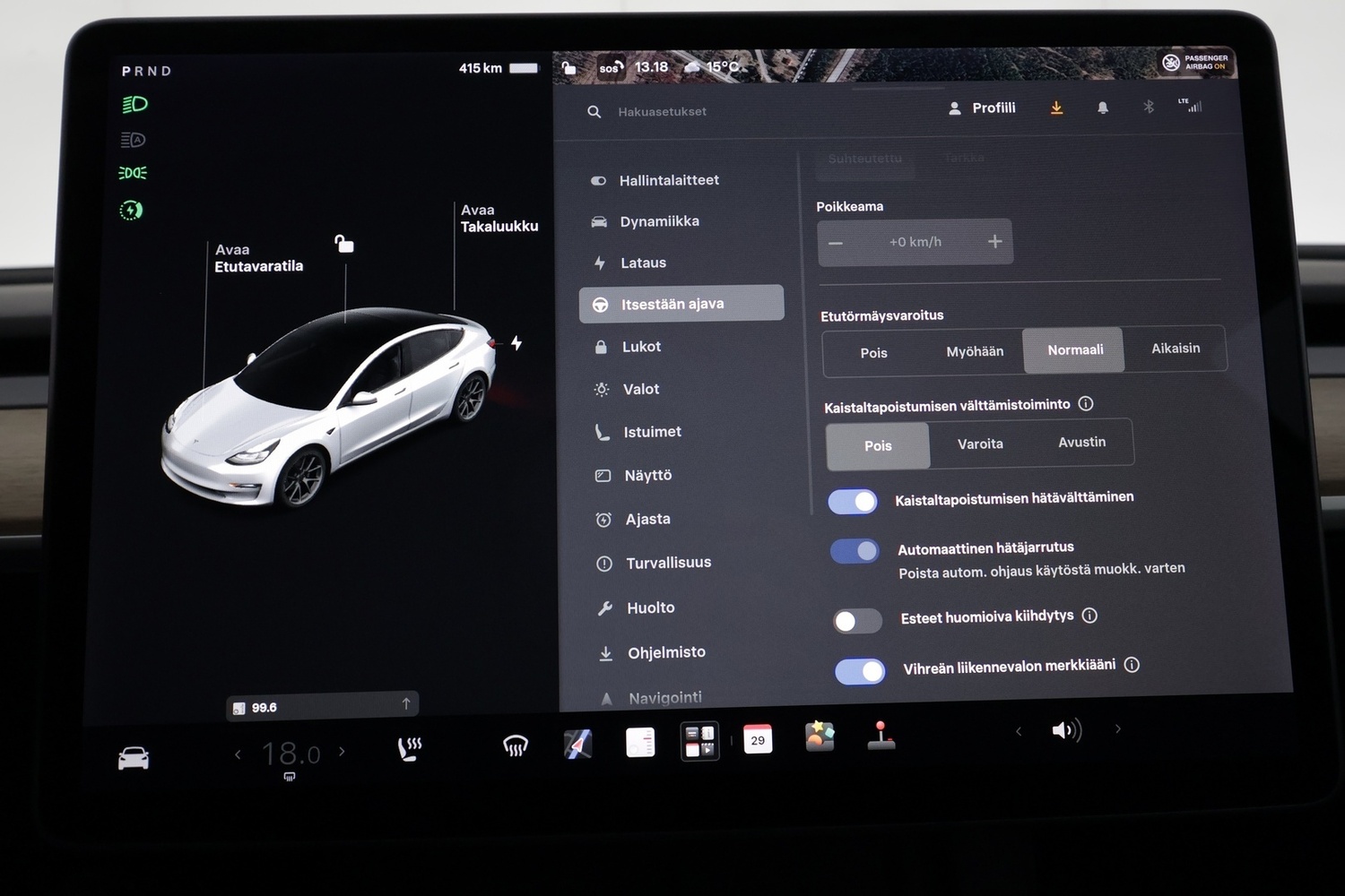 Tesla Model 3 vaihtoauto