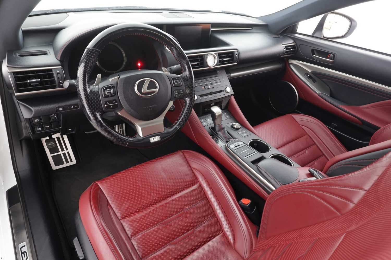 Lexus RC vaihtoauto