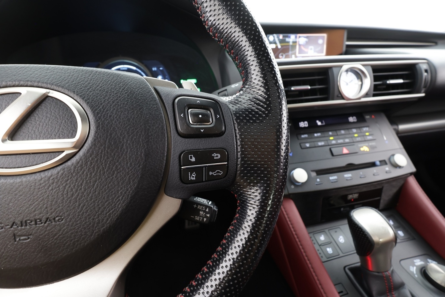 Lexus RC vaihtoauto