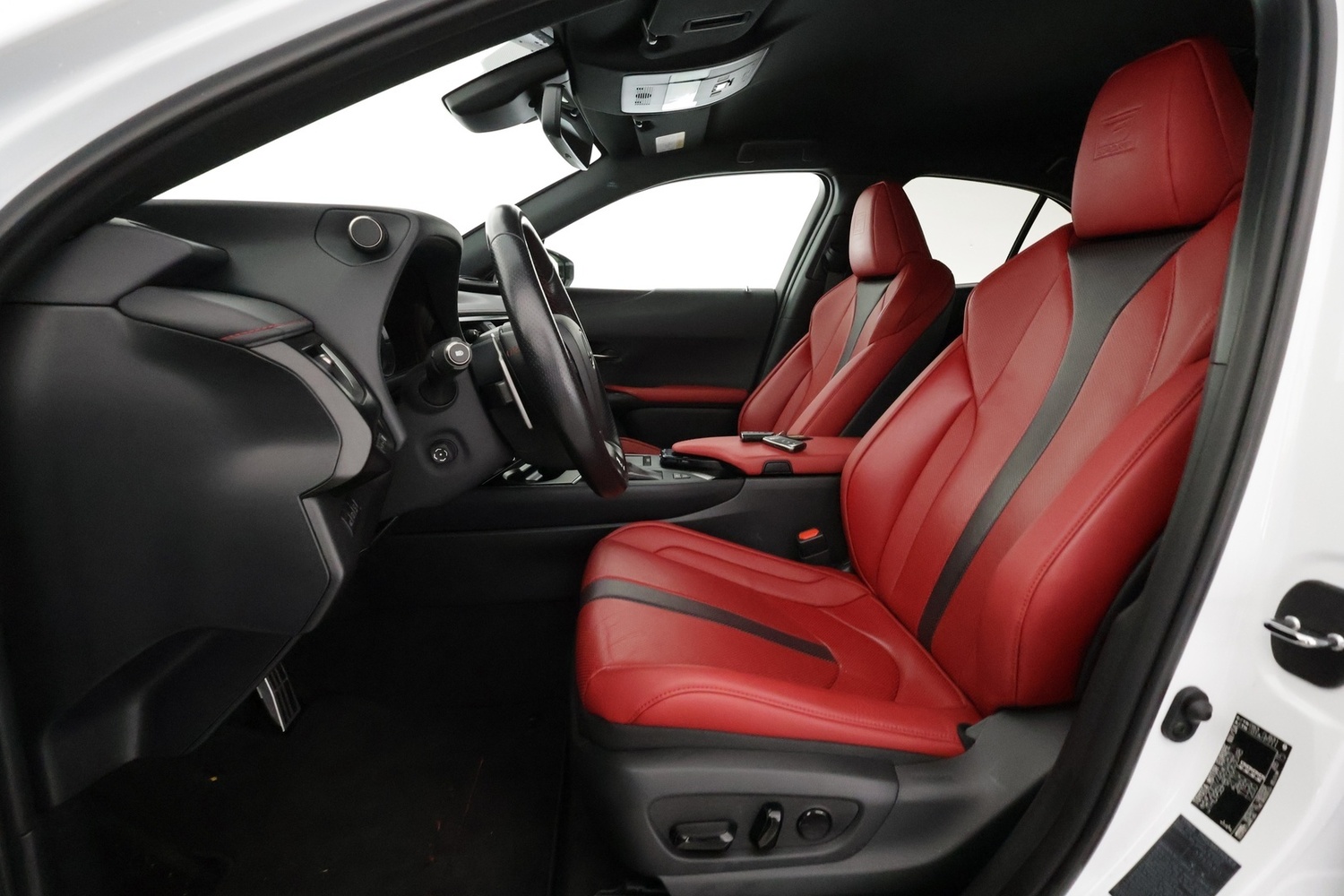 Lexus UX vaihtoauto