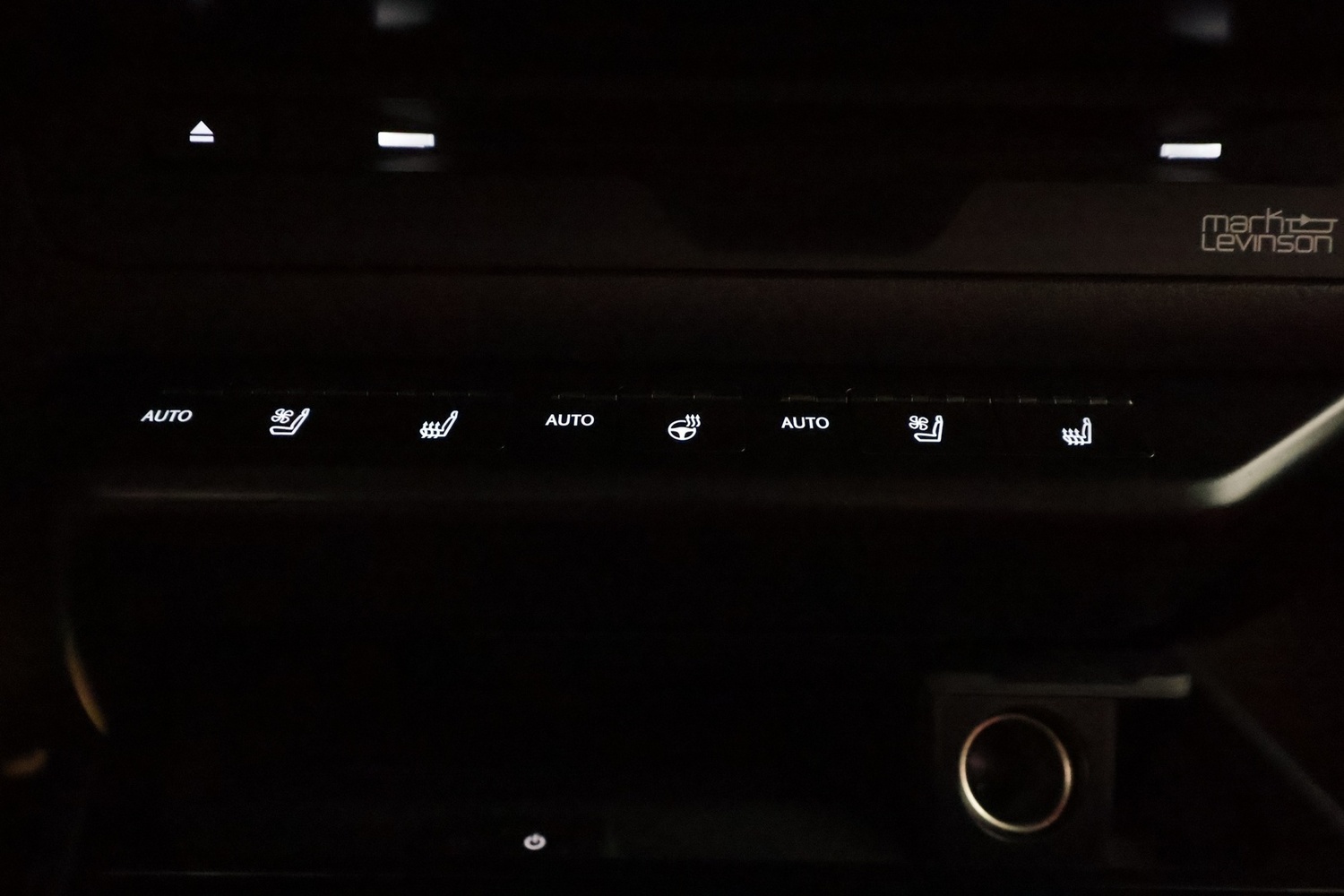Lexus UX vaihtoauto