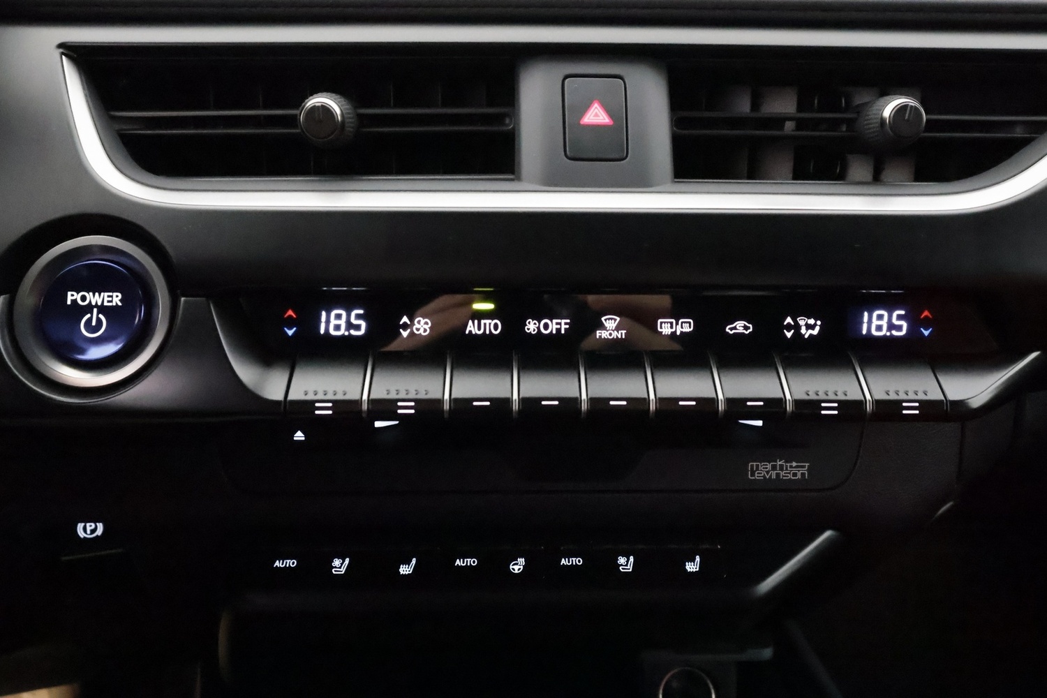 Lexus UX vaihtoauto