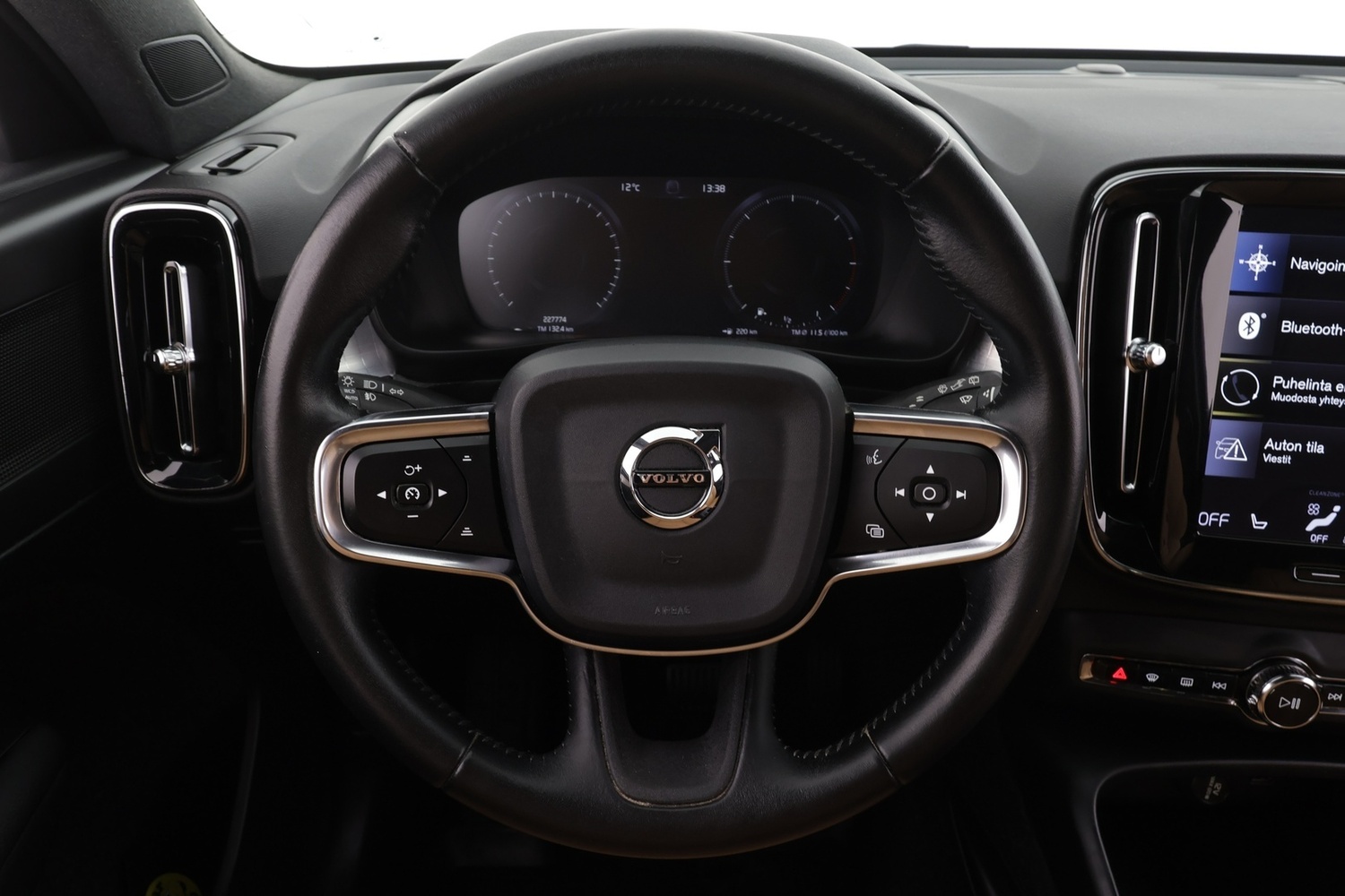 Volvo XC40 vaihtoauto
