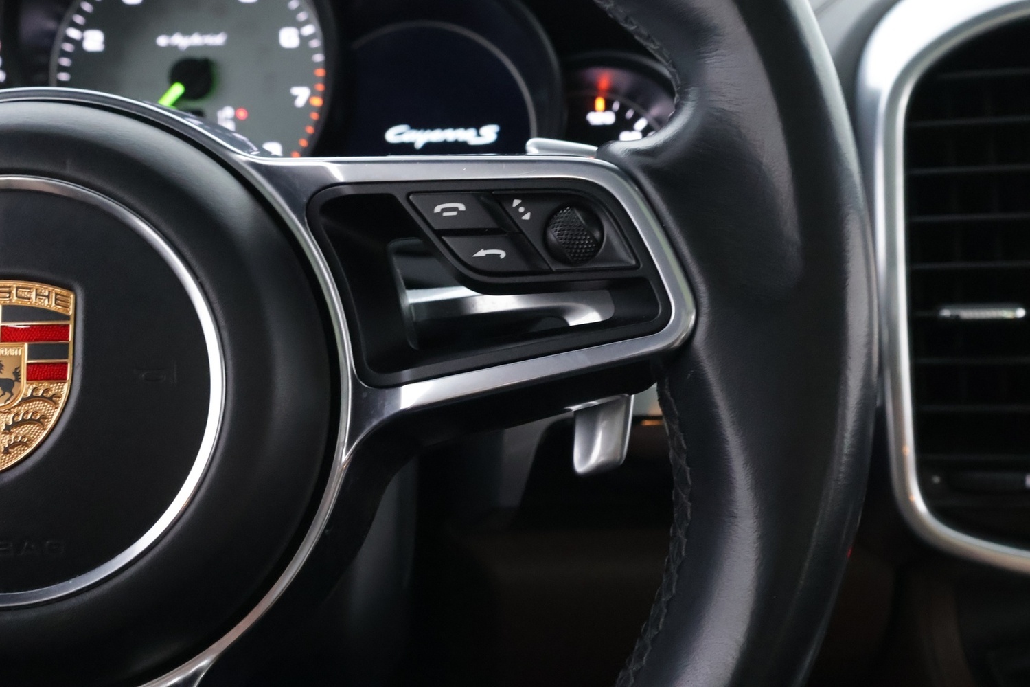 Porsche Cayenne vaihtoauto