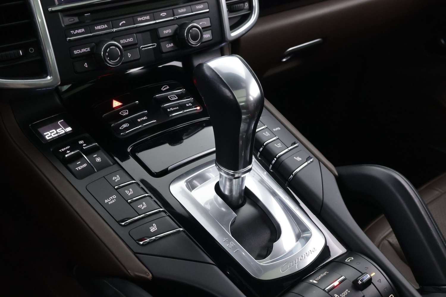 Porsche Cayenne vaihtoauto