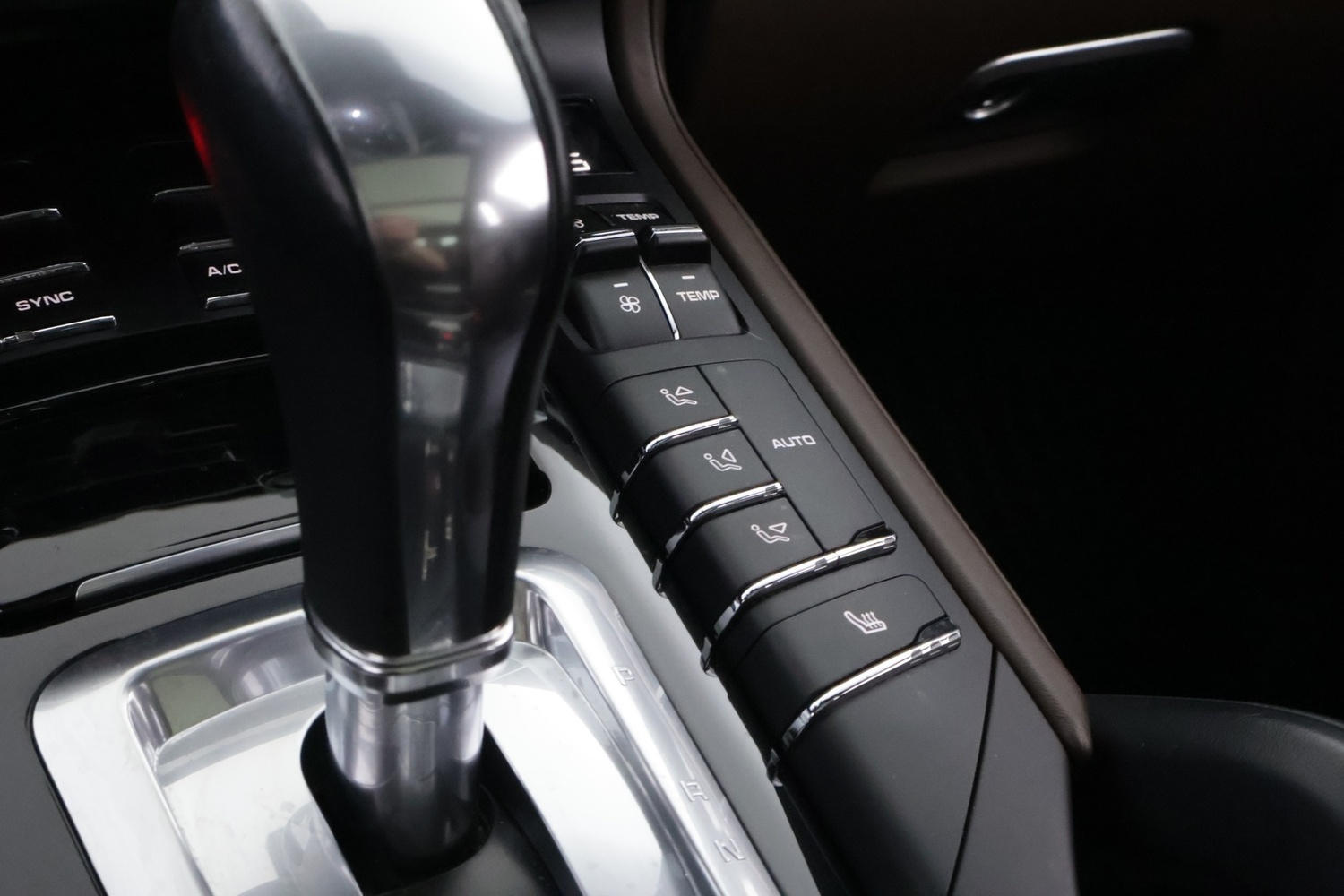 Porsche Cayenne vaihtoauto
