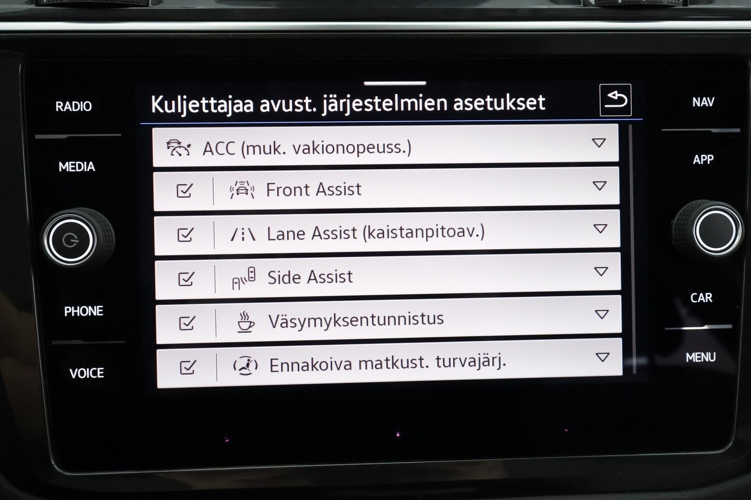 Volkswagen Tiguan vaihtoauto