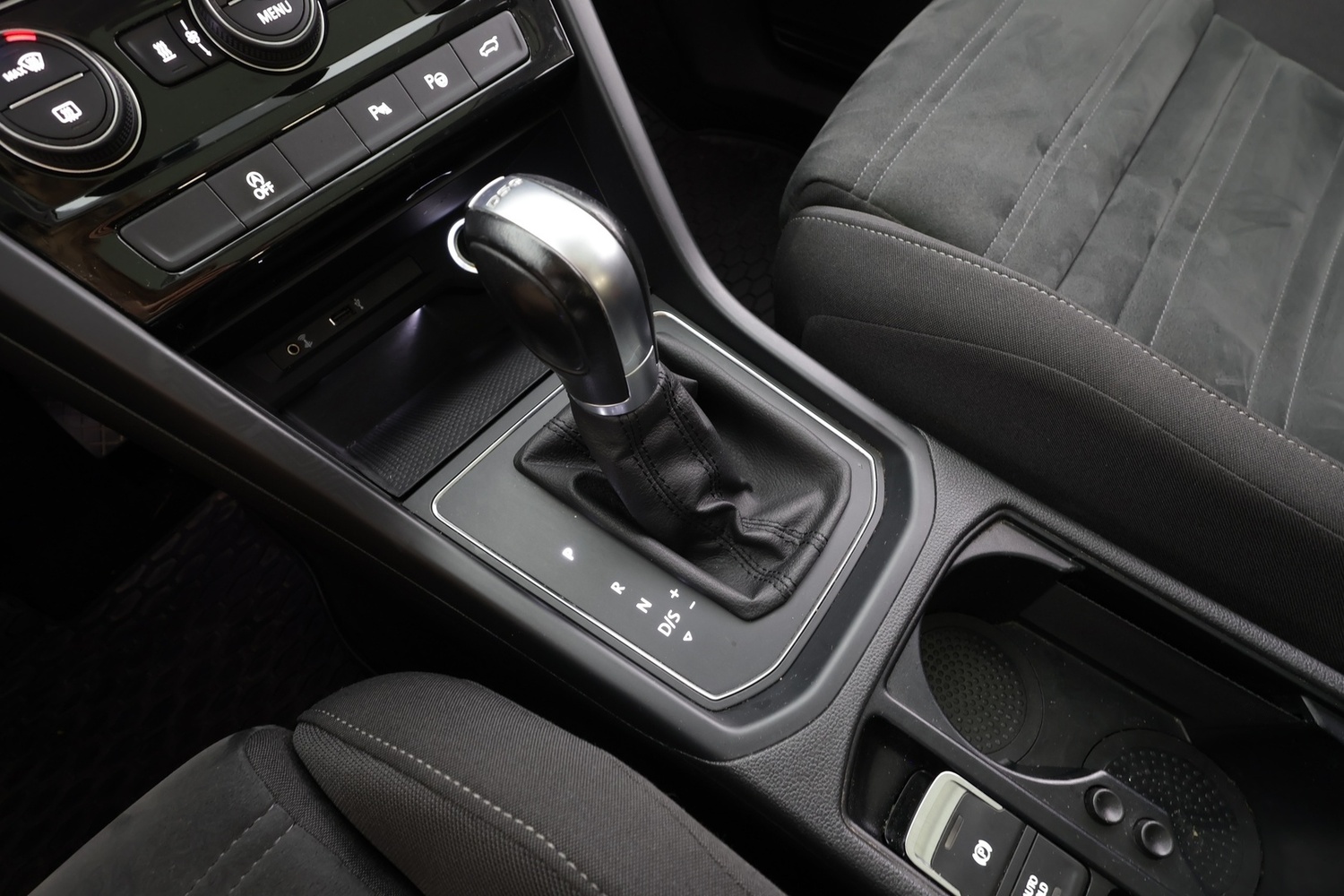 Volkswagen Touran vaihtoauto