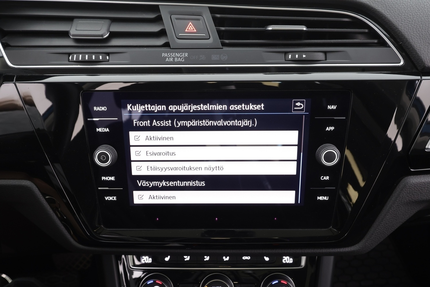 Volkswagen Touran vaihtoauto