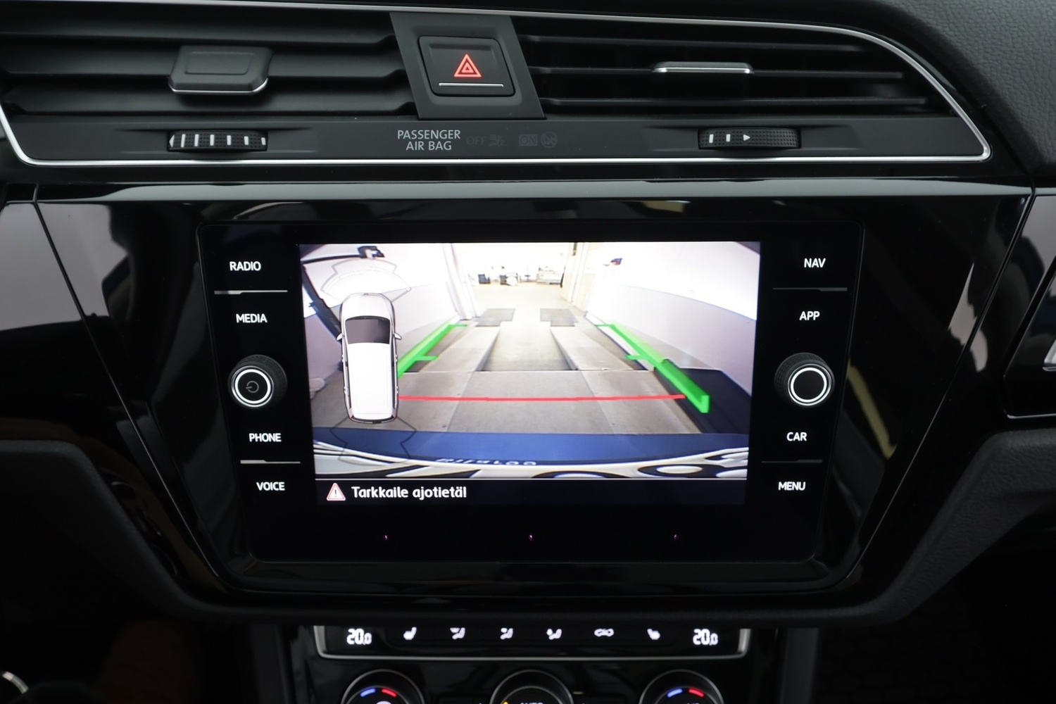 Volkswagen Touran vaihtoauto