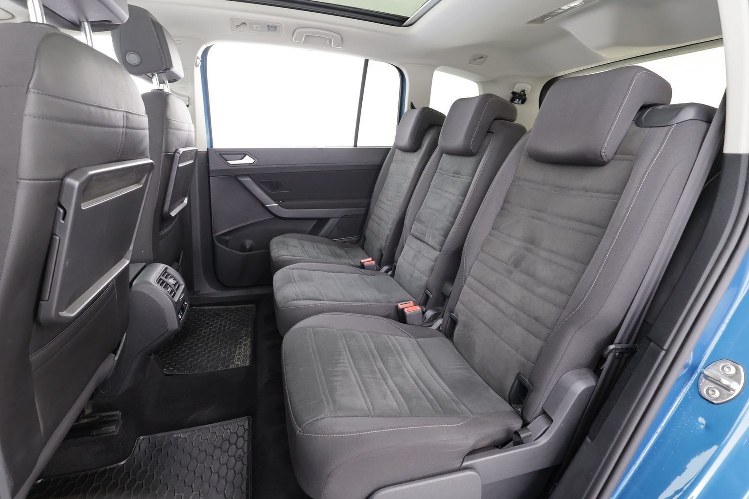 Volkswagen Touran vaihtoauto
