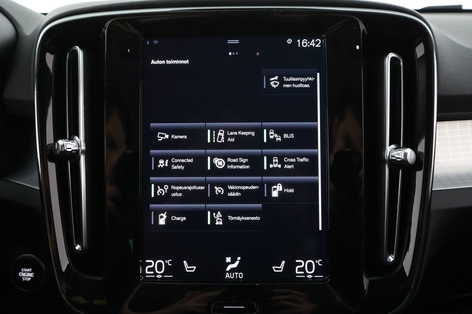 Volvo XC40 vaihtoauto