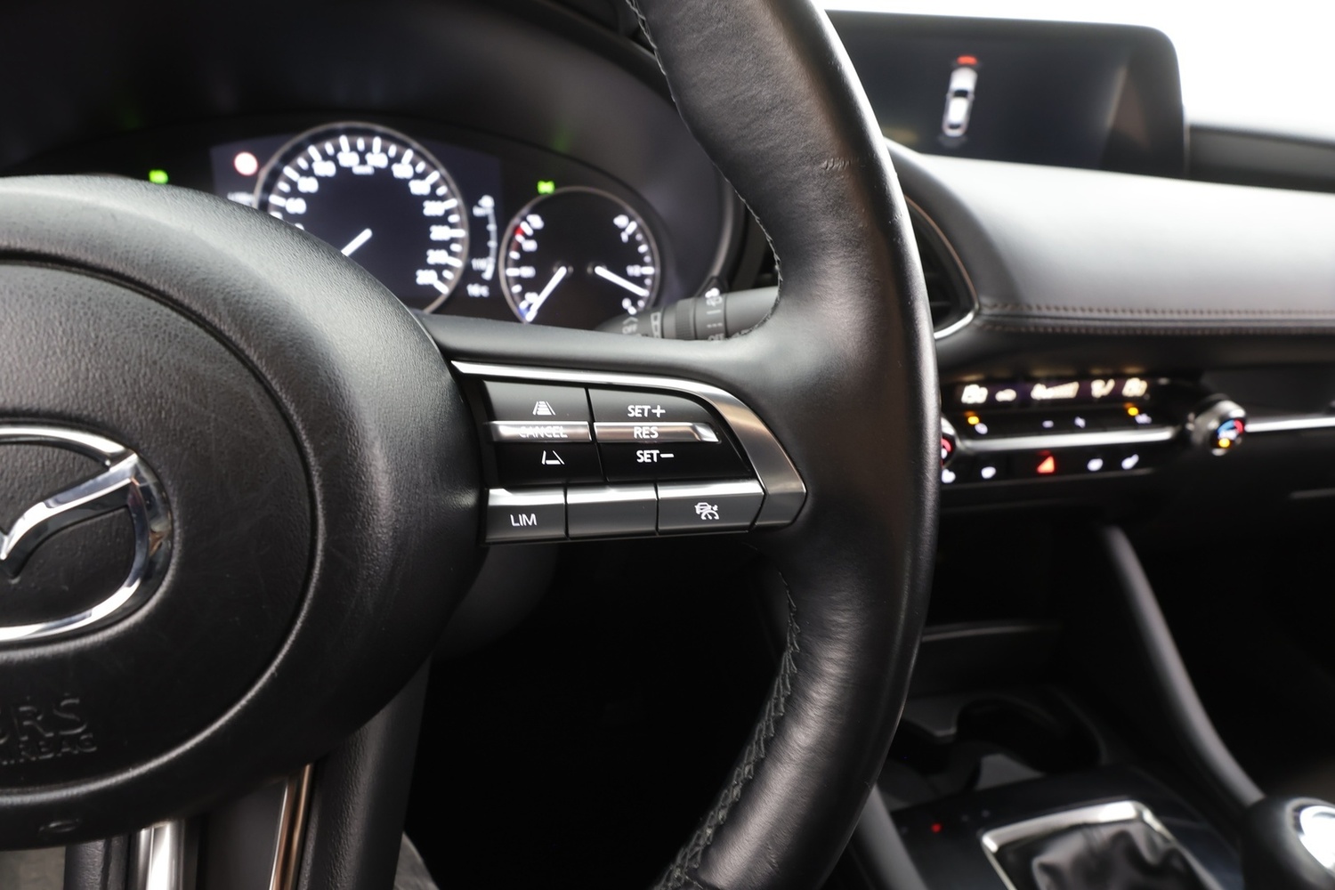 Mazda 3 vaihtoauto