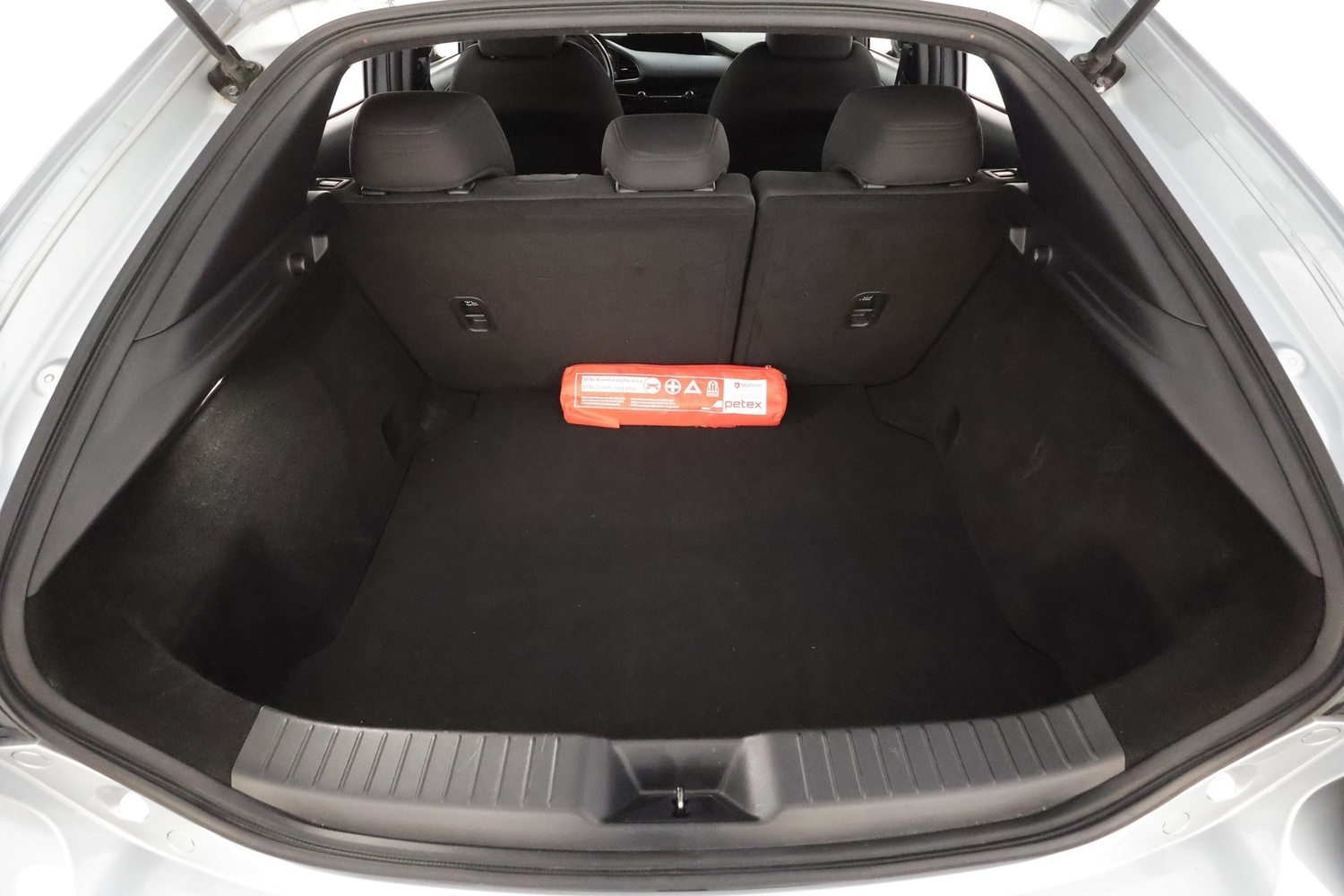 Mazda 3 vaihtoauto