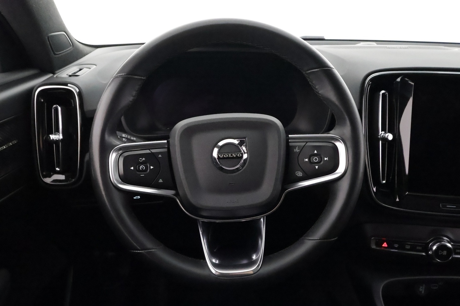 Volvo C40 vaihtoauto