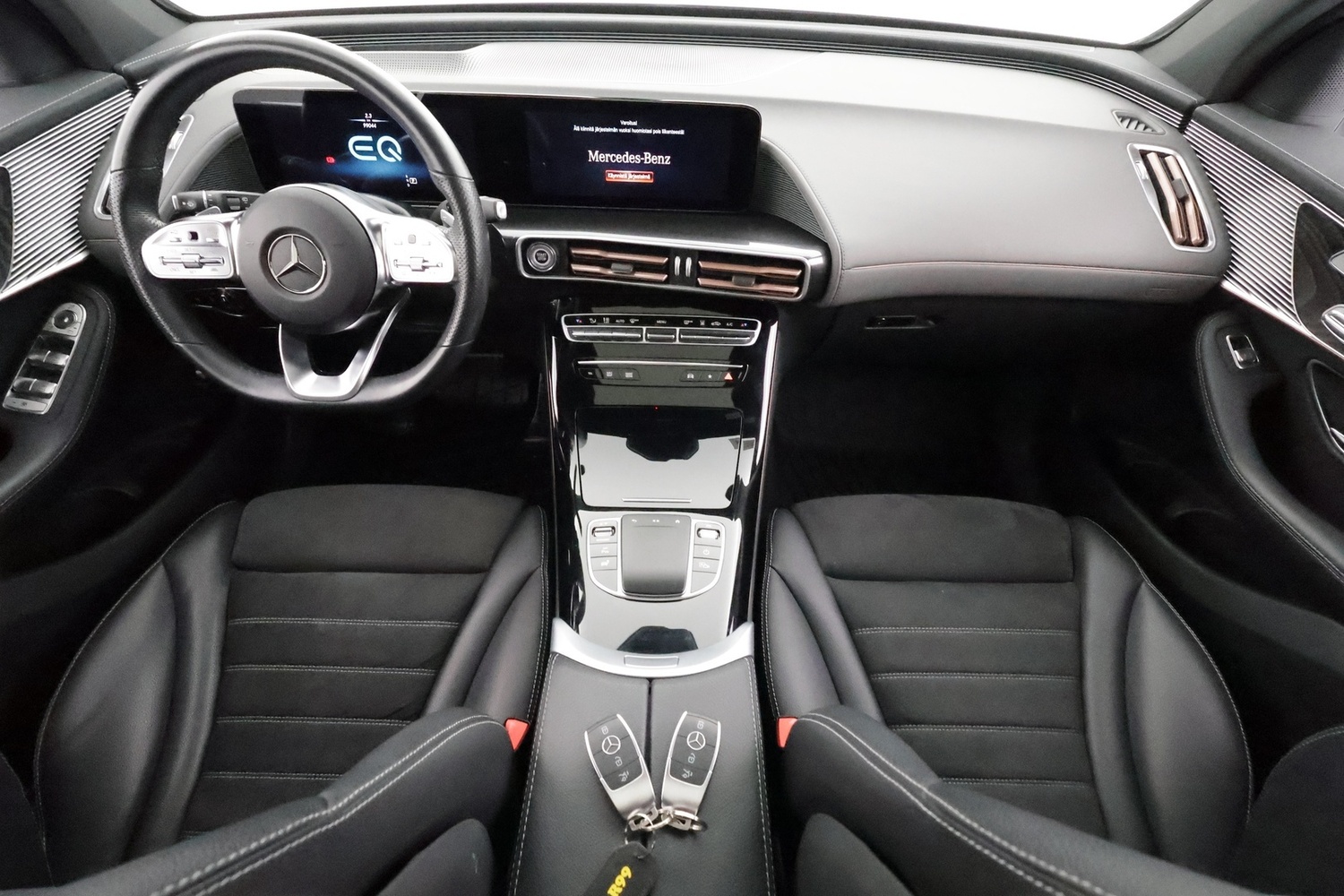 Mercedes-Benz EQC vaihtoauto