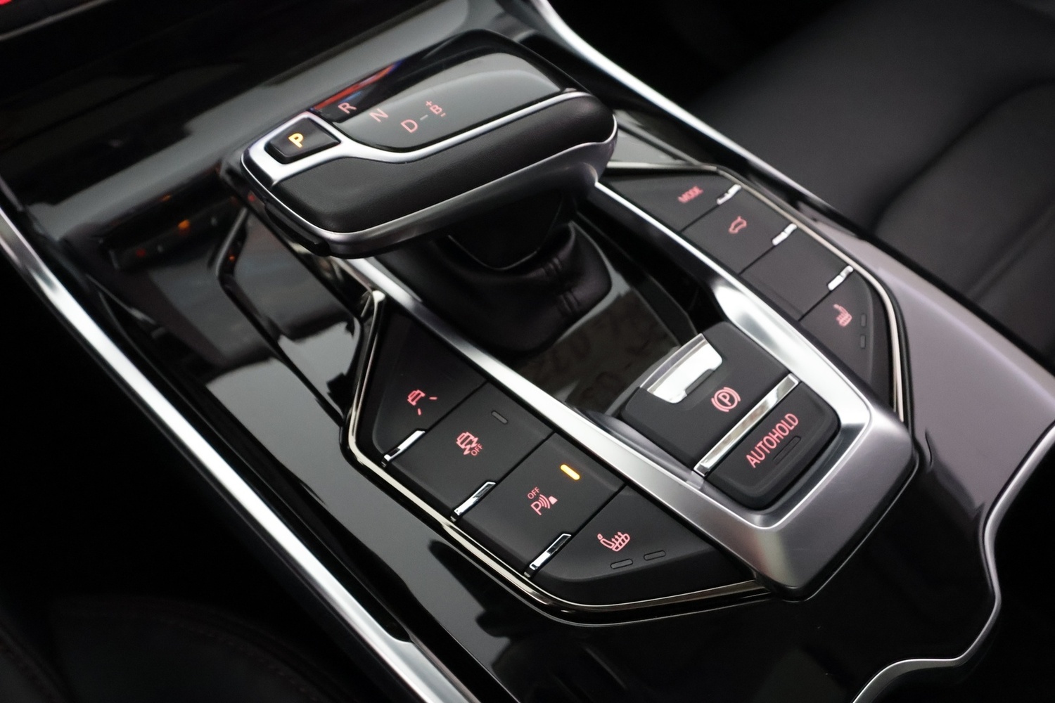 Maxus Euniq 6 vaihtoauto