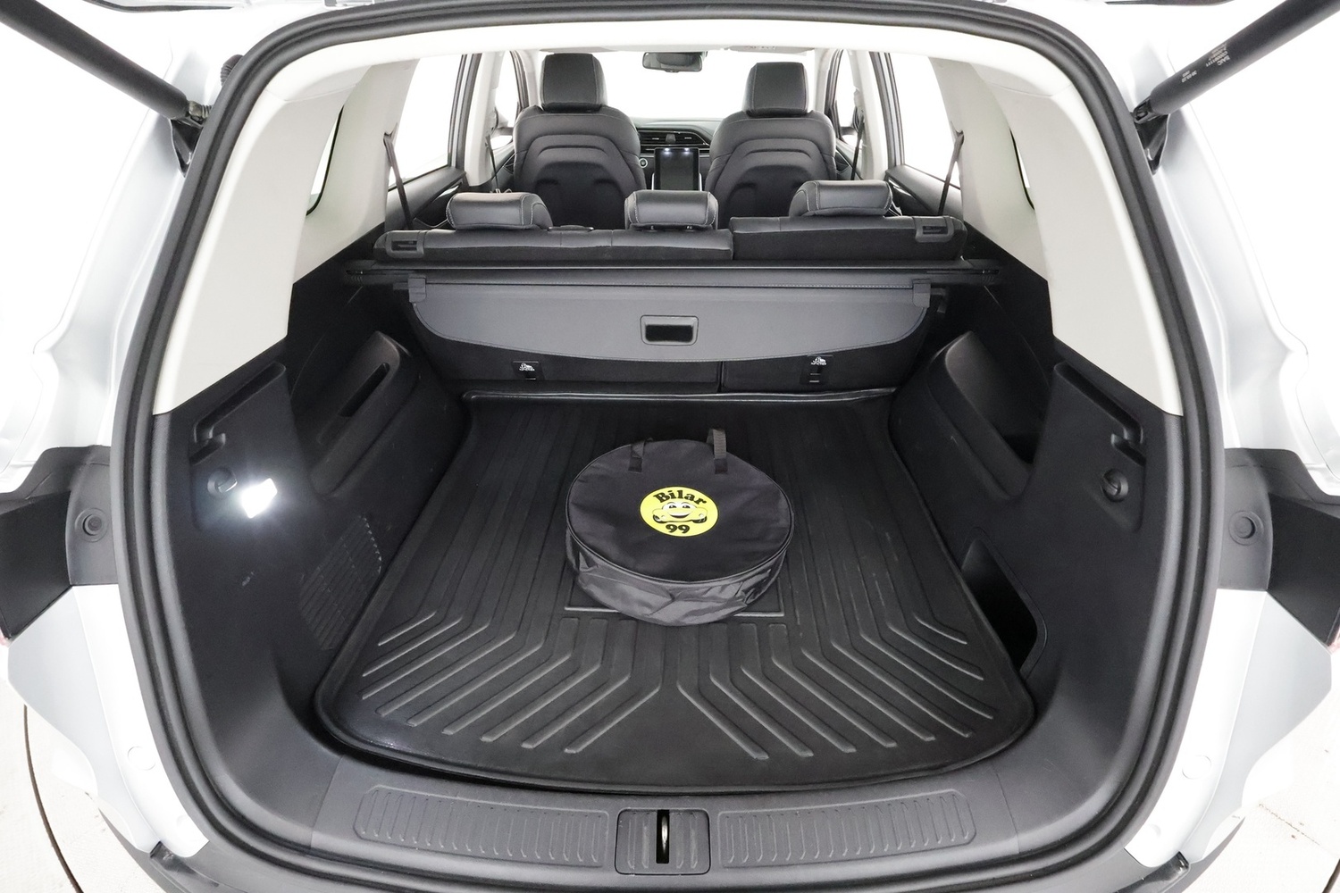Maxus Euniq 6 vaihtoauto