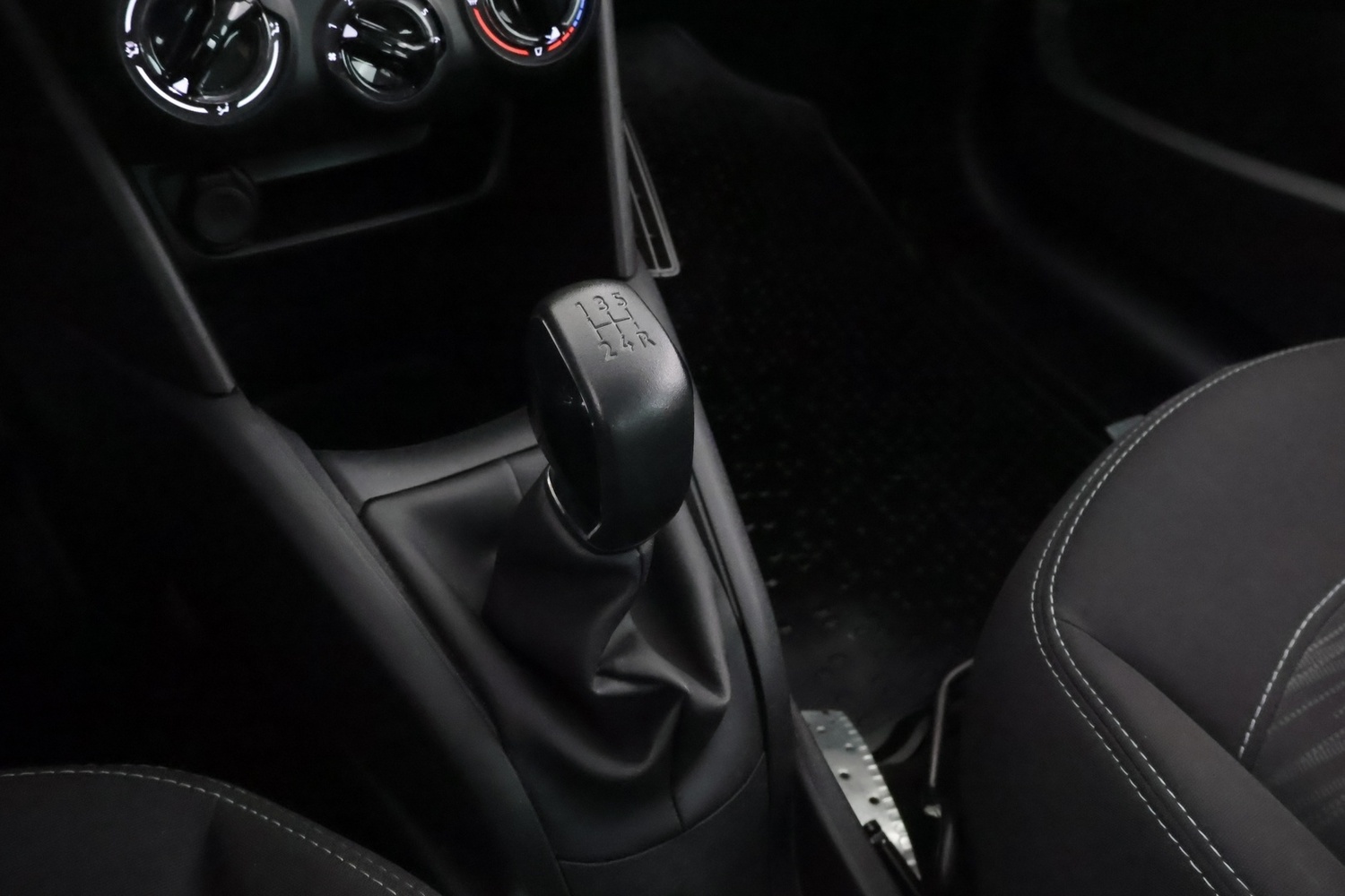 Peugeot 208 vaihtoauto