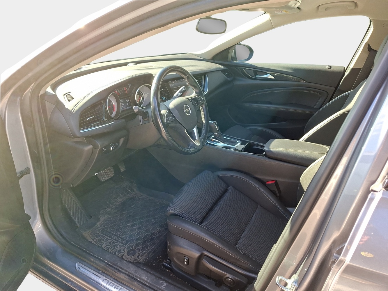 Opel Insignia vaihtoauto