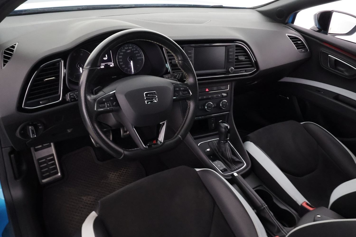 SEAT Leon vaihtoauto